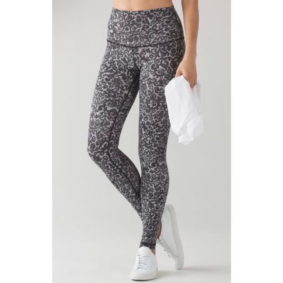 Lululemon Wunder Under Full-On Luon Leggings Pretty Lace Black & White Size 10 - Picture 3 of 13